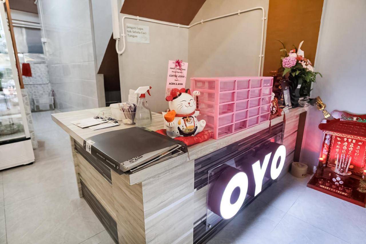 Oyo 3212 Coffee Jodoh Homestay Nagoya Exterior photo